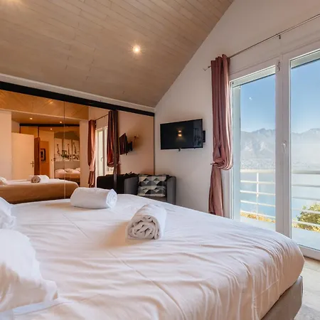 Villa The View *