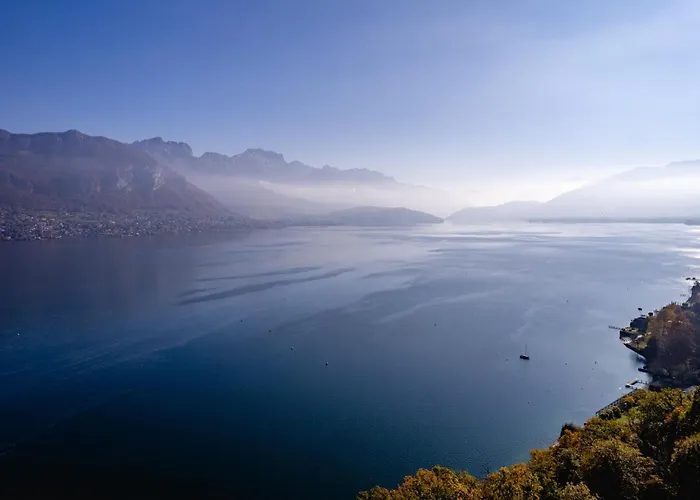 The View Άννεσι