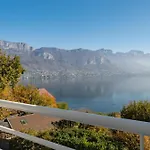 Villa The View