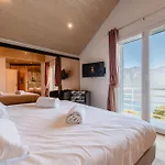 Villa The View *